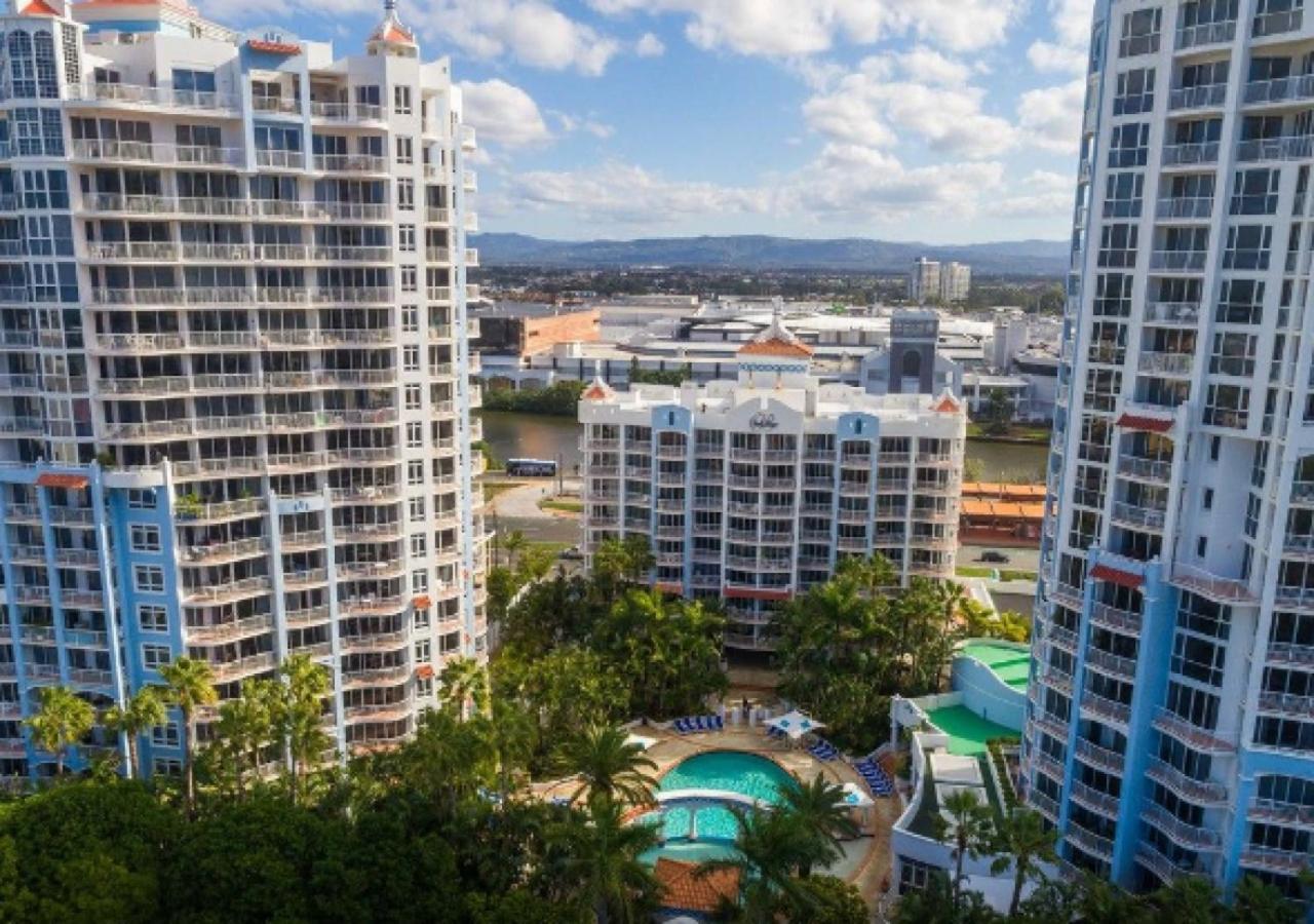 Location Location Location - Broadbeach :) Gold Coast Exterior photo