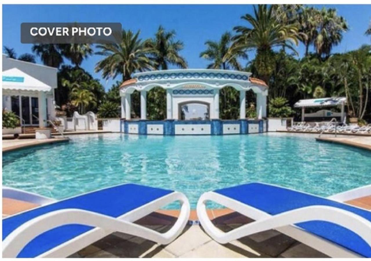 Location Location Location - Broadbeach :) Gold Coast Exterior photo